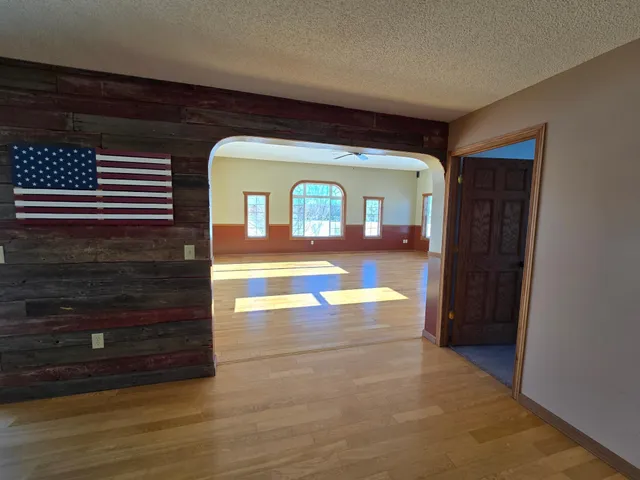 $550,000 | 1500 Olympic Street, Braham, MN 55006