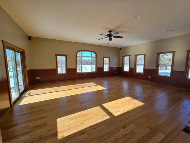 $550,000 | 1500 Olympic Street, Braham, MN 55006