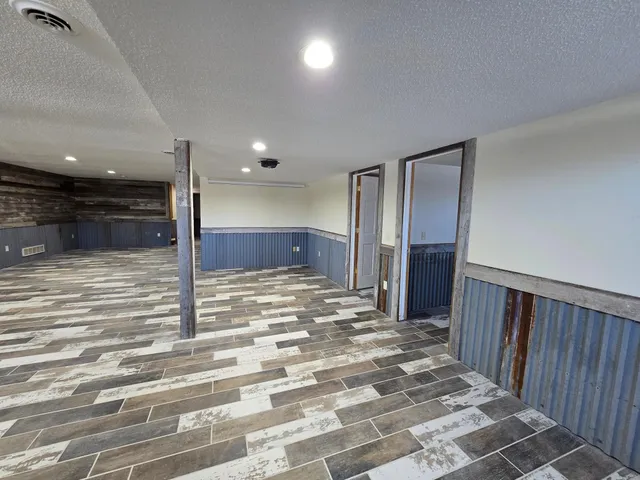 $550,000 | 1500 Olympic Street, Braham, MN 55006