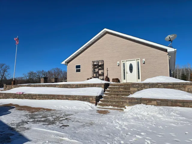 $550,000 | 1500 Olympic Street, Braham, MN 55006