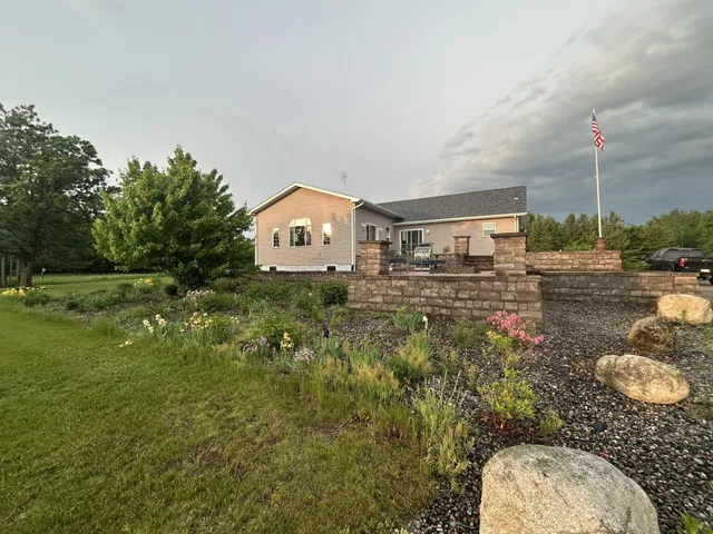 $550,000 | 1500 Olympic Street, Braham, MN 55006