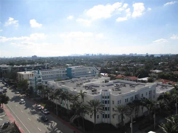 $3,850 | 9201 Collins Avenue, Unit 1021, Surfside, FL 33154