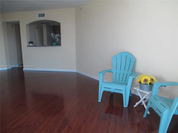 $3,850 | 9201 Collins Avenue, Unit 1021, Surfside, FL 33154