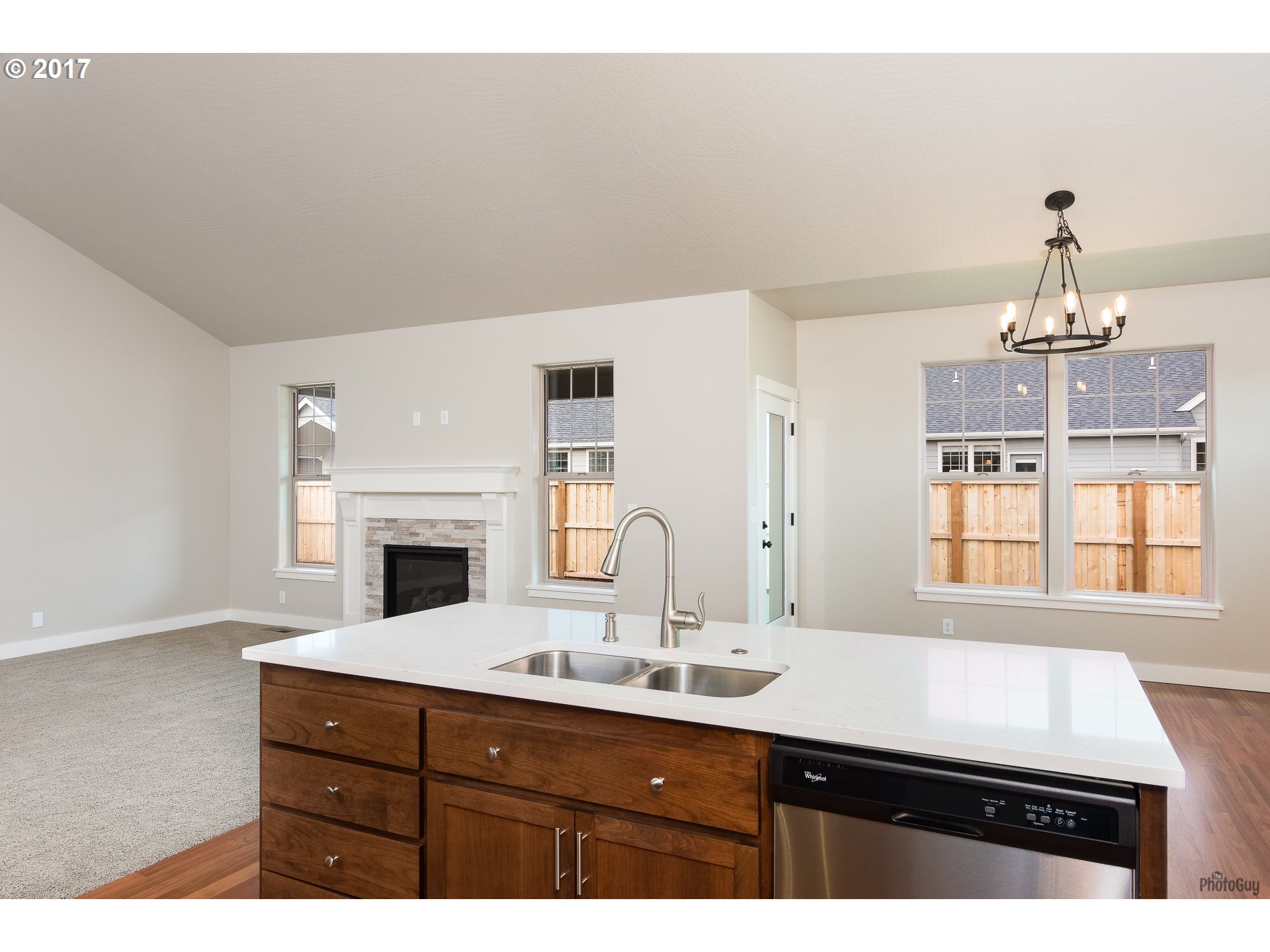 3917 Osage Street Springfield, OR 97478 - Photo 16 of 29