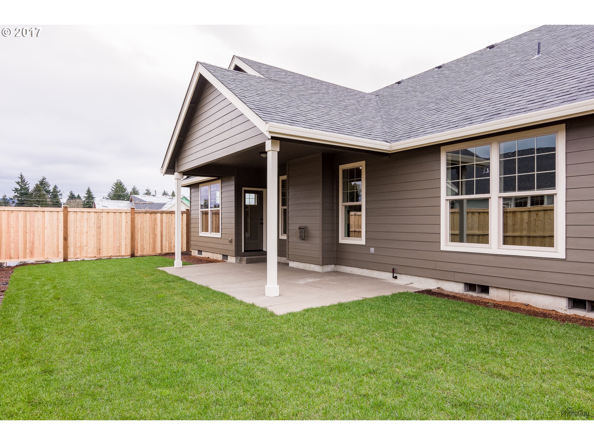 3917 Osage Street Springfield, OR 97478 - Photo 28 of 29