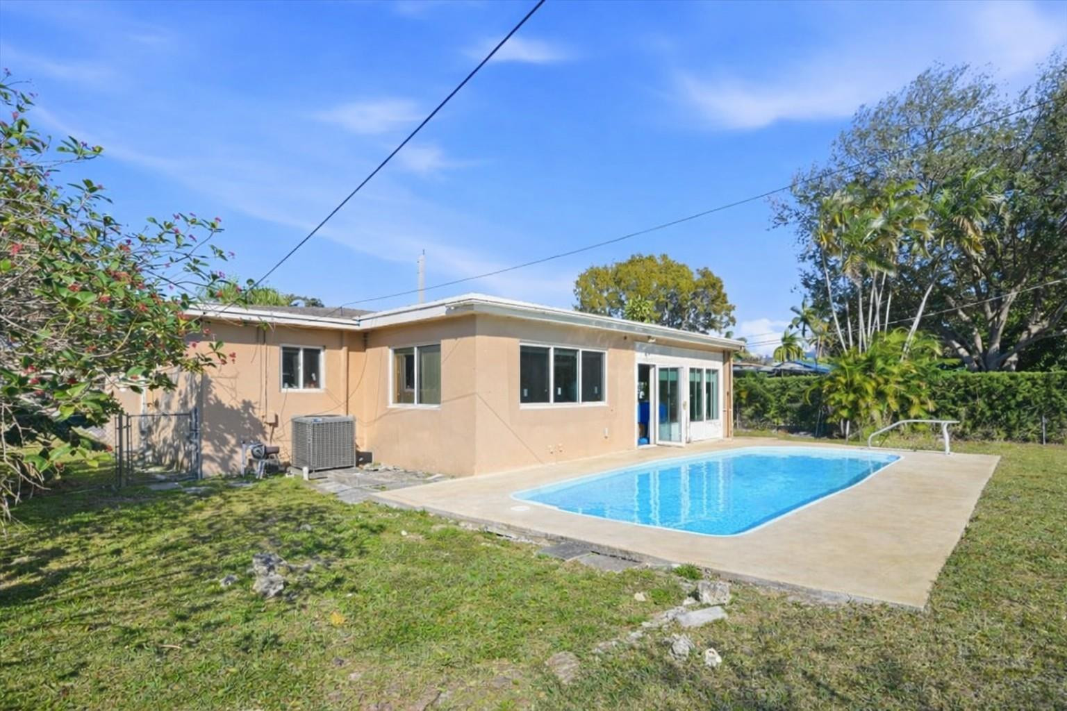 4014 Johnson Street Hollywood, FL 33021 - Photo 3 of 20 Photo 3