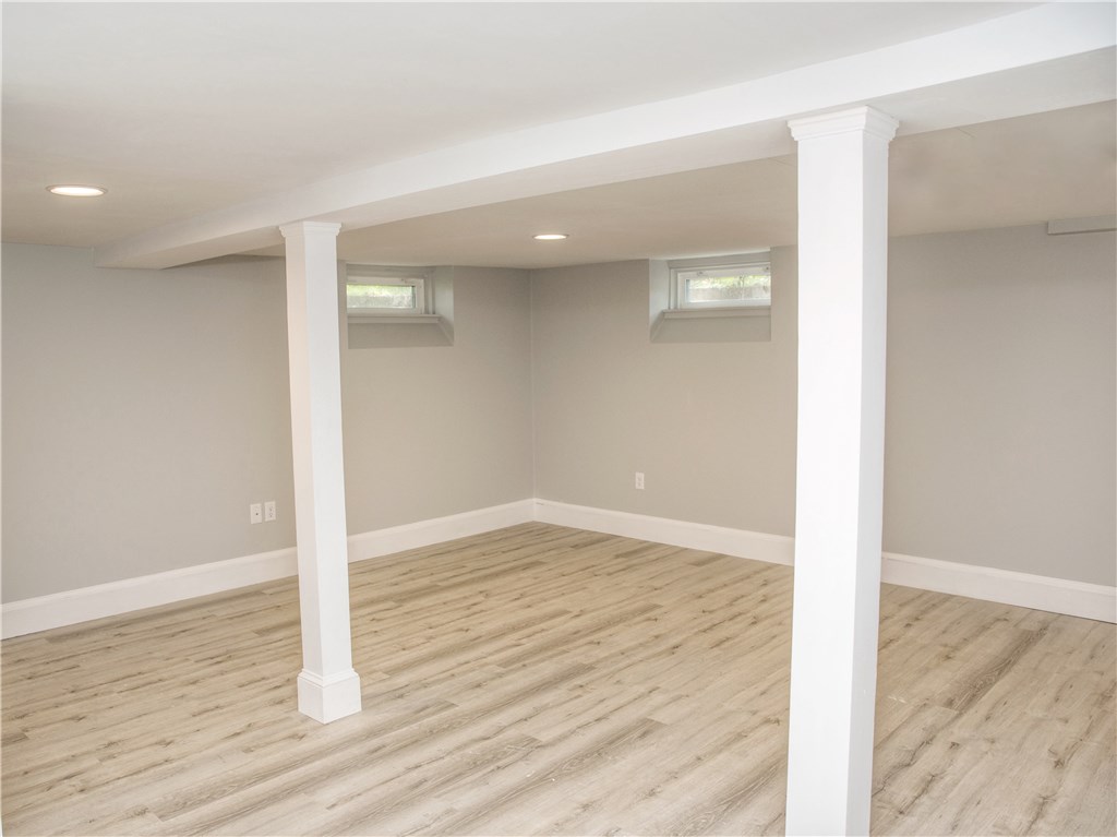 431 Spring Green Road Warwick, RI 02888 - Photo 17 of 21 Gallery Image 17