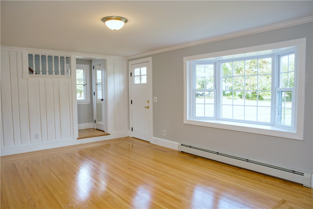 431 Spring Green Road Warwick, RI 02888 - Photo 9 of 21 Gallery Image 9