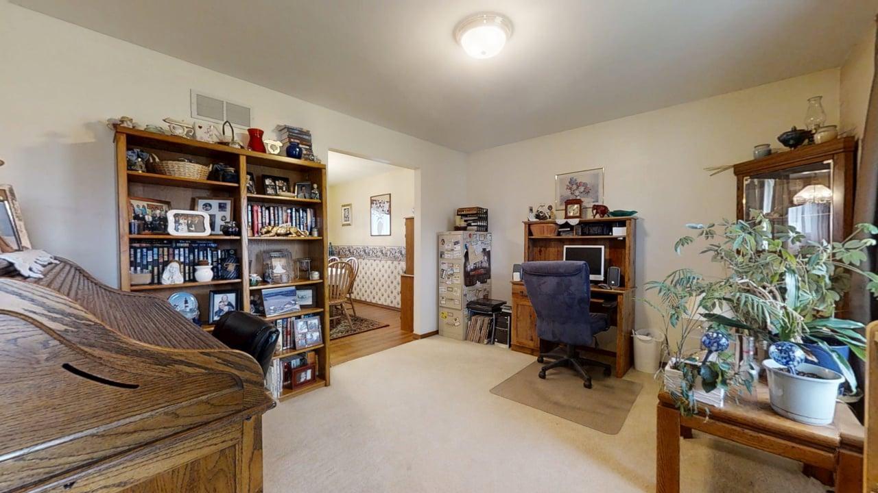 4511 Copper Ridge Road Champaign, IL 61822 - Photo 4 of 48