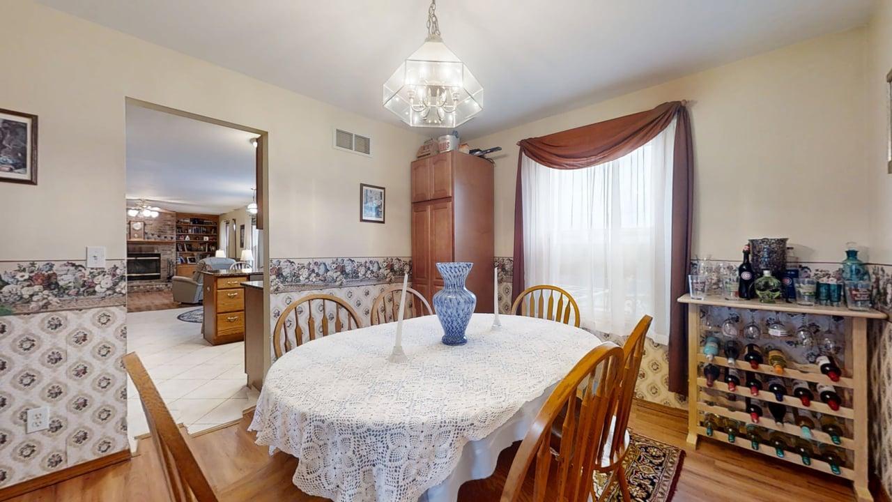 4511 Copper Ridge Road Champaign, IL 61822 - Photo 8 of 48