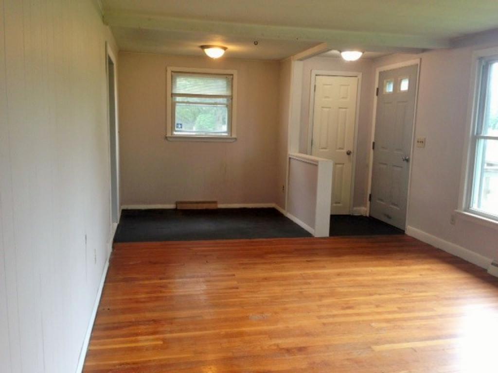 35 Barney Road Bennington, VT 05201 - Photo 2 of 21