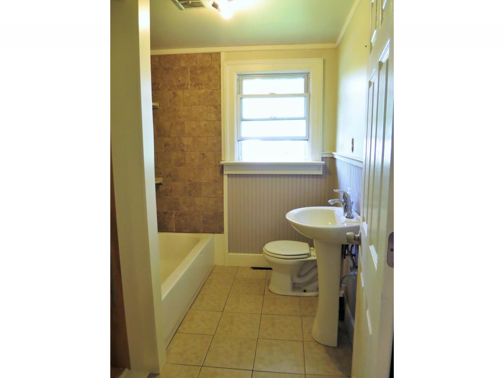 35 Barney Road Bennington, VT 05201 - Photo 7 of 21