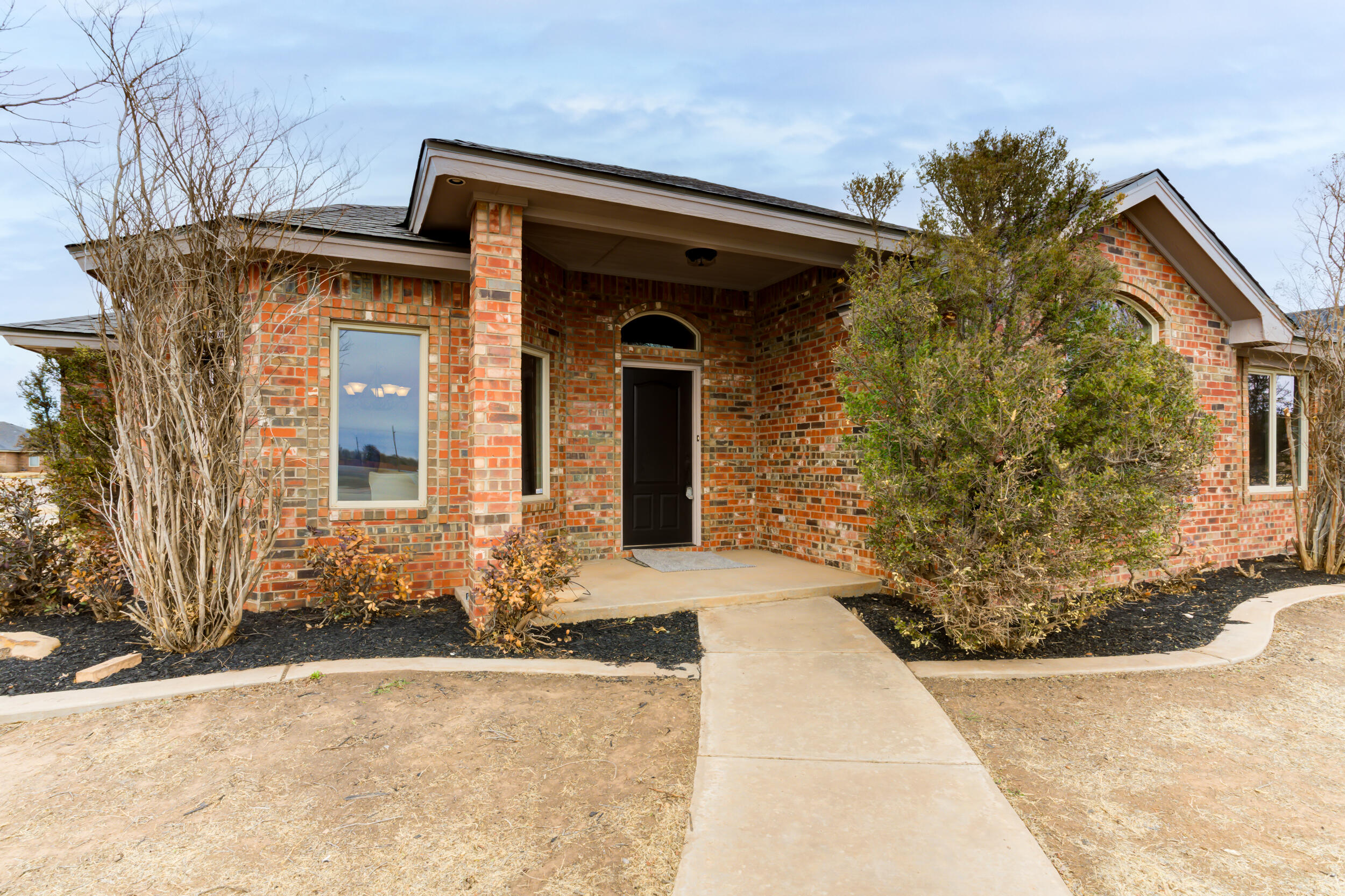 5914 95th Street Lubbock, TX 79424 - Photo 3 of 50 DSC03687_88_89_90_91-Edit