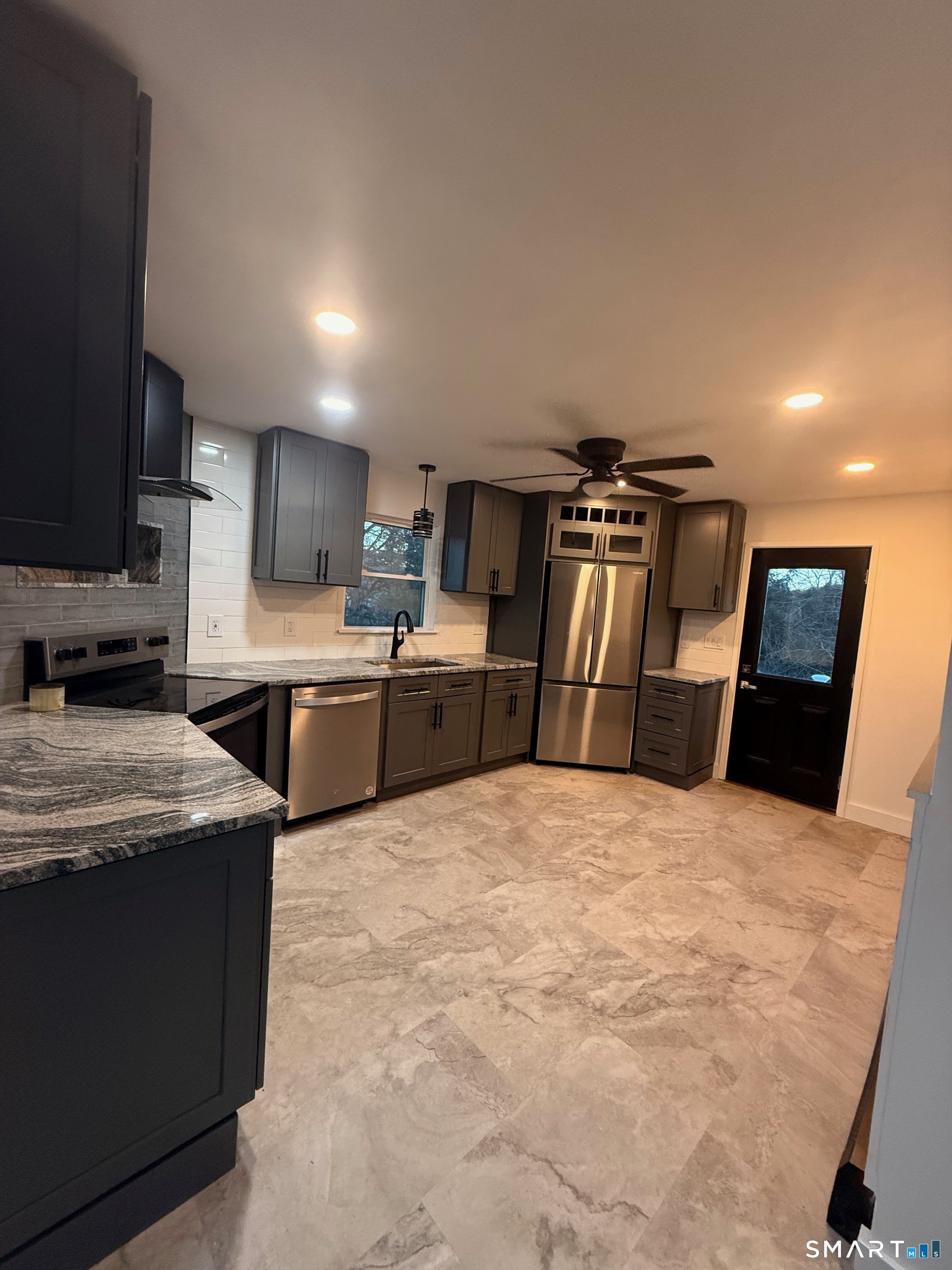 8 Eddy Road Oakdale, CT 06370 - Photo 9 of 13