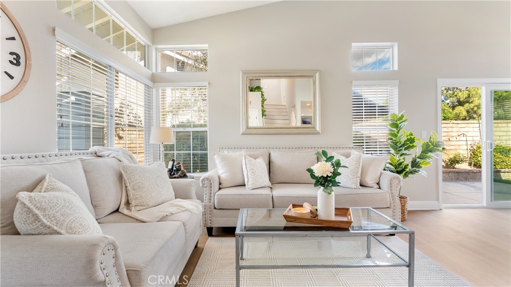 23462 Riversbridge Way Valencia, CA 91354 - Photo 6 of 57