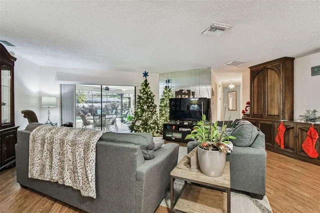 $490,000 | 3545 Snowy Egret Court, Palm Harbor, FL 34683