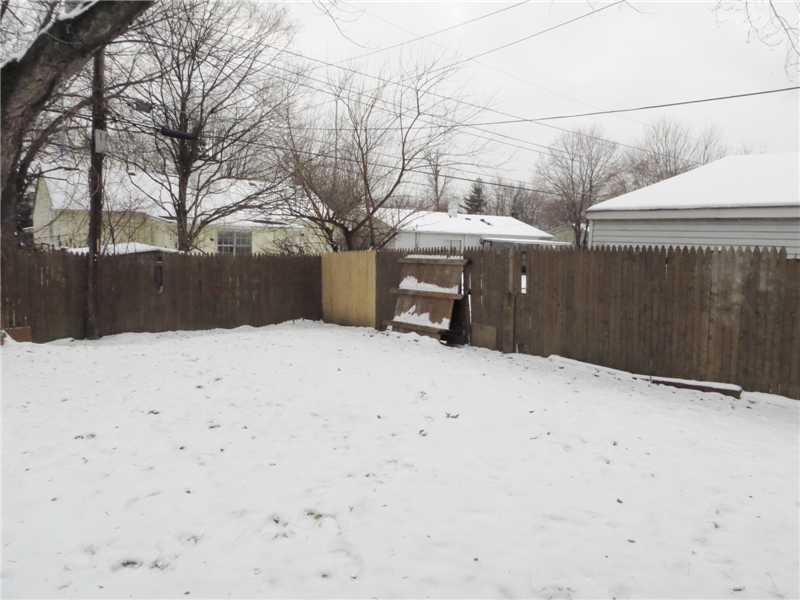 8223 Barry Road Indianapolis, IN 46219 - Photo 15 of 16 Gallery Image 15