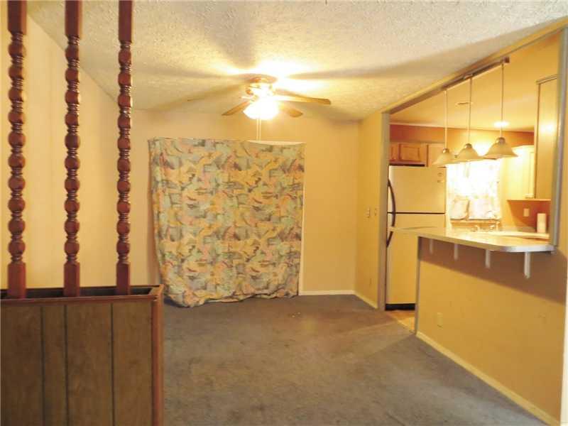 8223 Barry Road Indianapolis, IN 46219 - Photo 5 of 16 Gallery Image 5