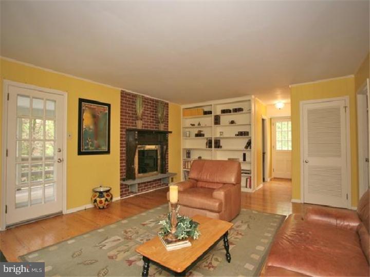 162 Mathers Road Ambler, PA 19002 - Photo 9 of 23 Family Room