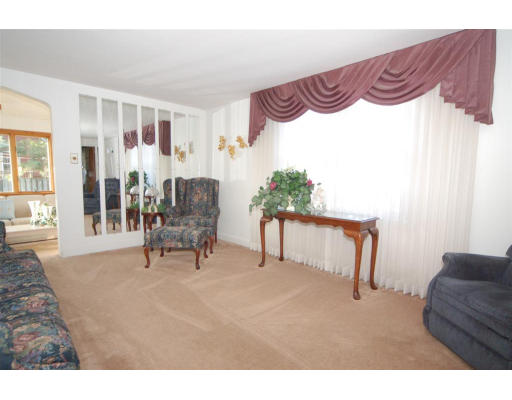 7 University Road Arlington, MA 02474 - Photo 2 of 15 Gallery Image 2