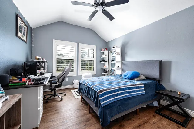 a view of a basket ball ground