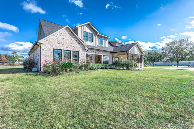 $698,500 | 4113 County Road 145, Alvin, TX 77511