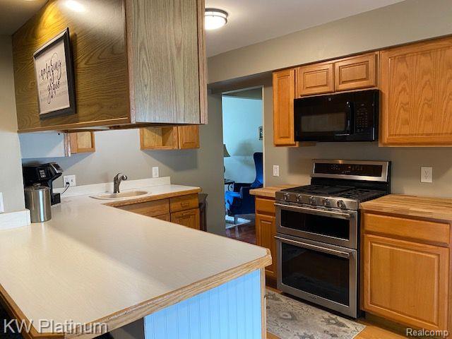 3726 State Road Fort Gratiot, MI 48059 - Photo 6 of 40 Gallery Image 6