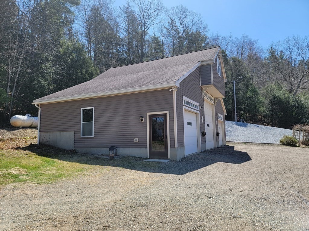 98 Tucker Road New Braintree, MA 01531 - Photo 11 of 41 Gallery Image 11