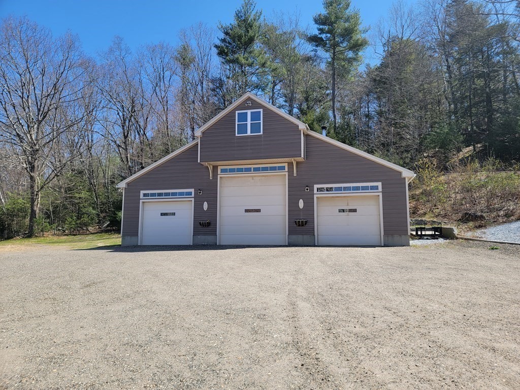 98 Tucker Road New Braintree, MA 01531 - Photo 12 of 41 Gallery Image 12