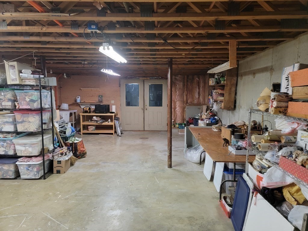 98 Tucker Road New Braintree, MA 01531 - Photo 39 of 41 Gallery Image 39