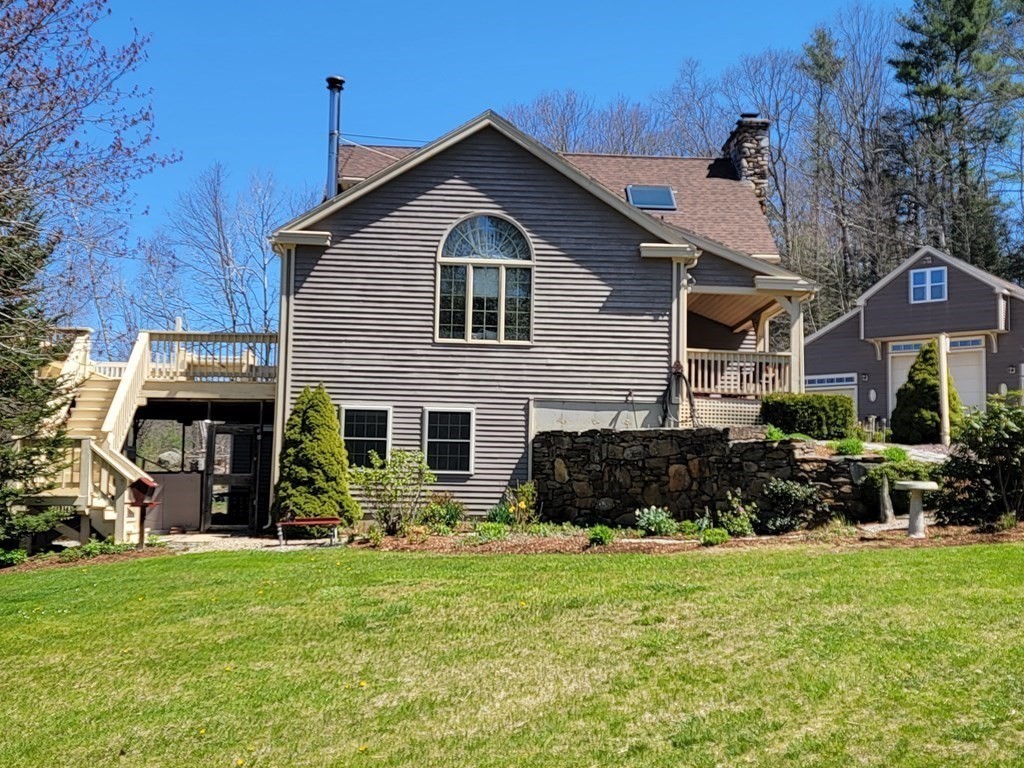 98 Tucker Road New Braintree, MA 01531 - Photo 5 of 41 Gallery Image 5