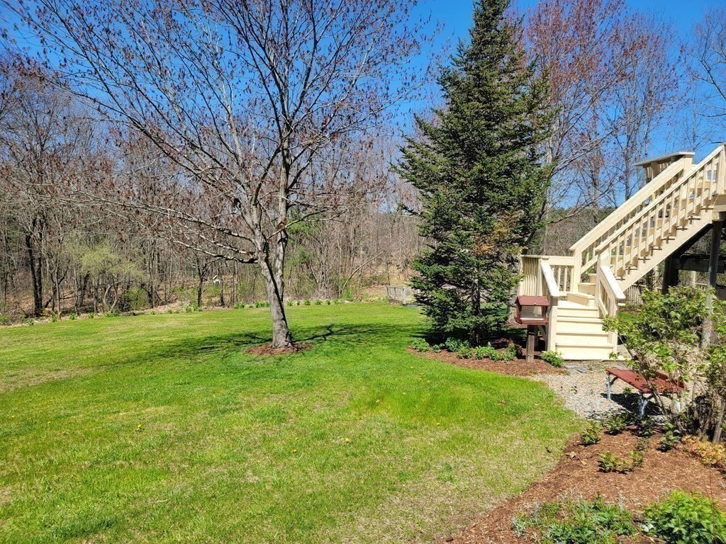 98 Tucker Road New Braintree, MA 01531 - Photo 6 of 41 Gallery Image 6