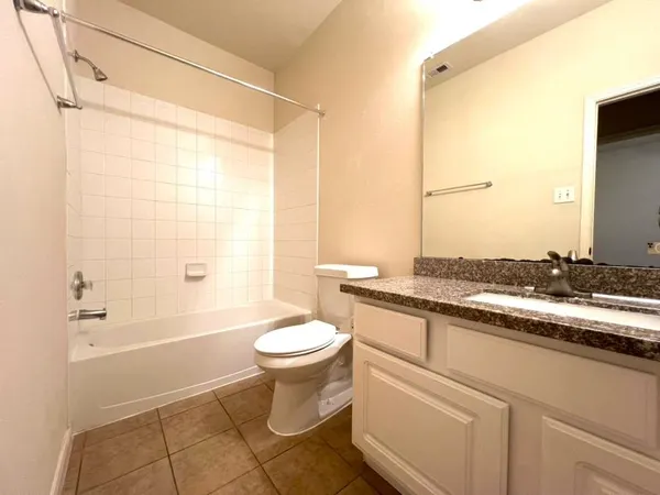 $2,100 | 11907 Golden Lodge Lane, Houston, TX 77066