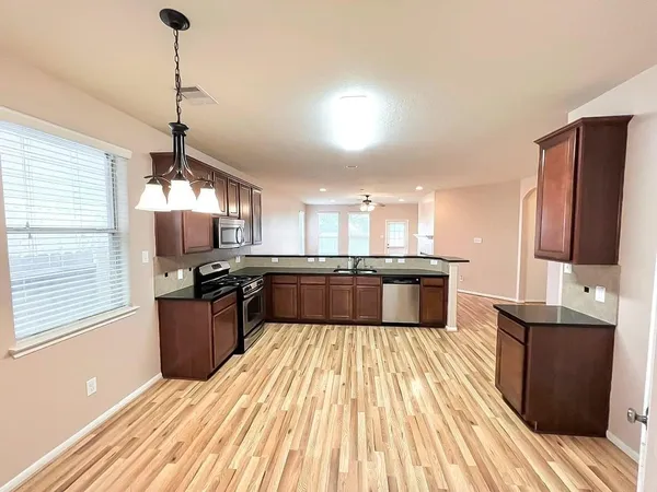 $2,050 | 11907 Golden Lodge Lane, Houston, TX 77066