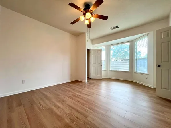 $2,050 | 11907 Golden Lodge Lane, Houston, TX 77066