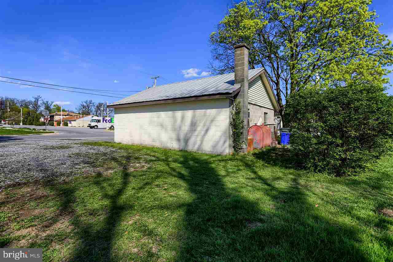 2400 Oakland Road Dover, PA 17315 - Photo 19 of 23 Gallery Image 19