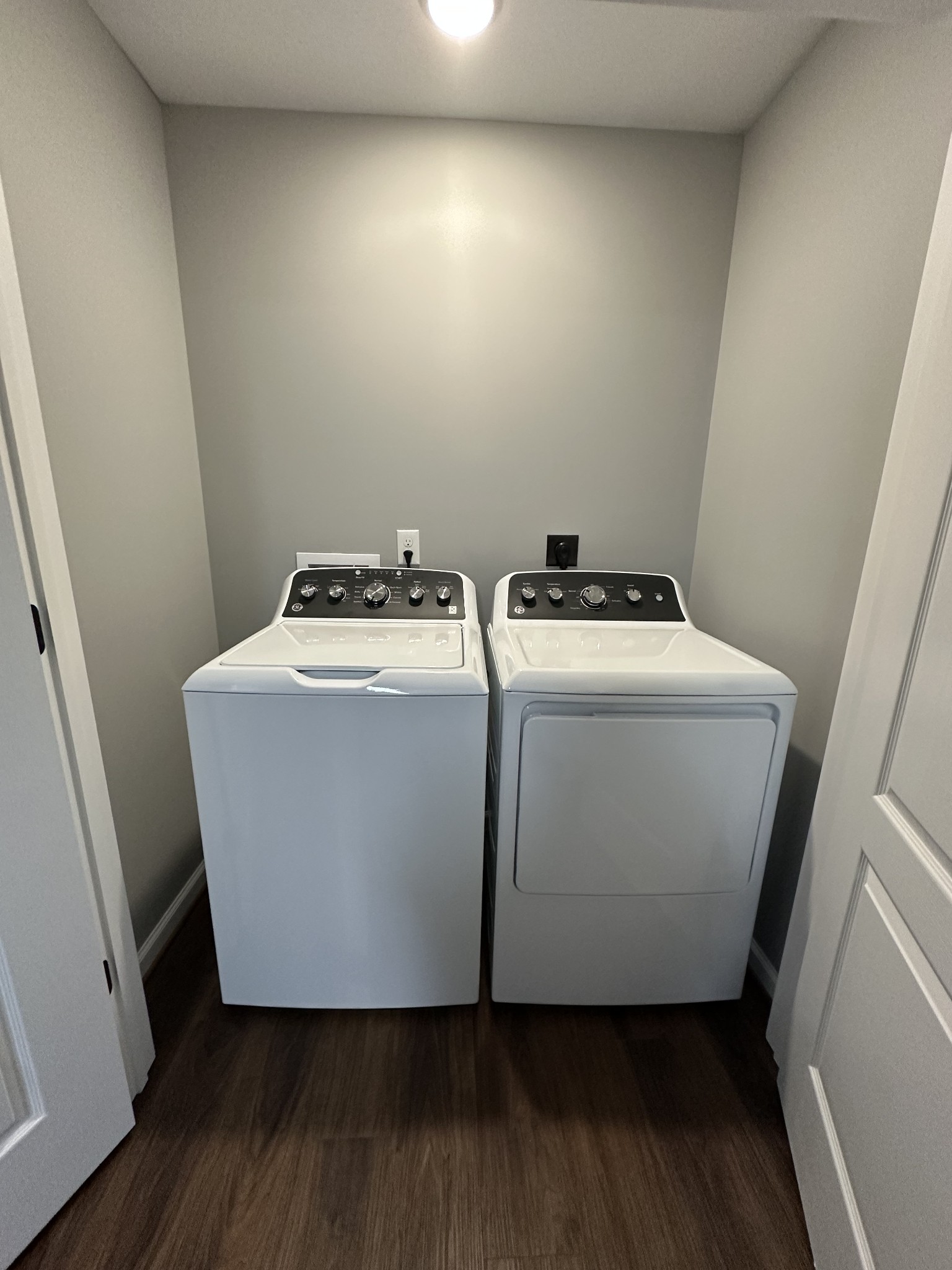 24 Henkle Lane Loretto, TN 38469 - Photo 16 of 21 a utility room with wooden floor washer and dryer