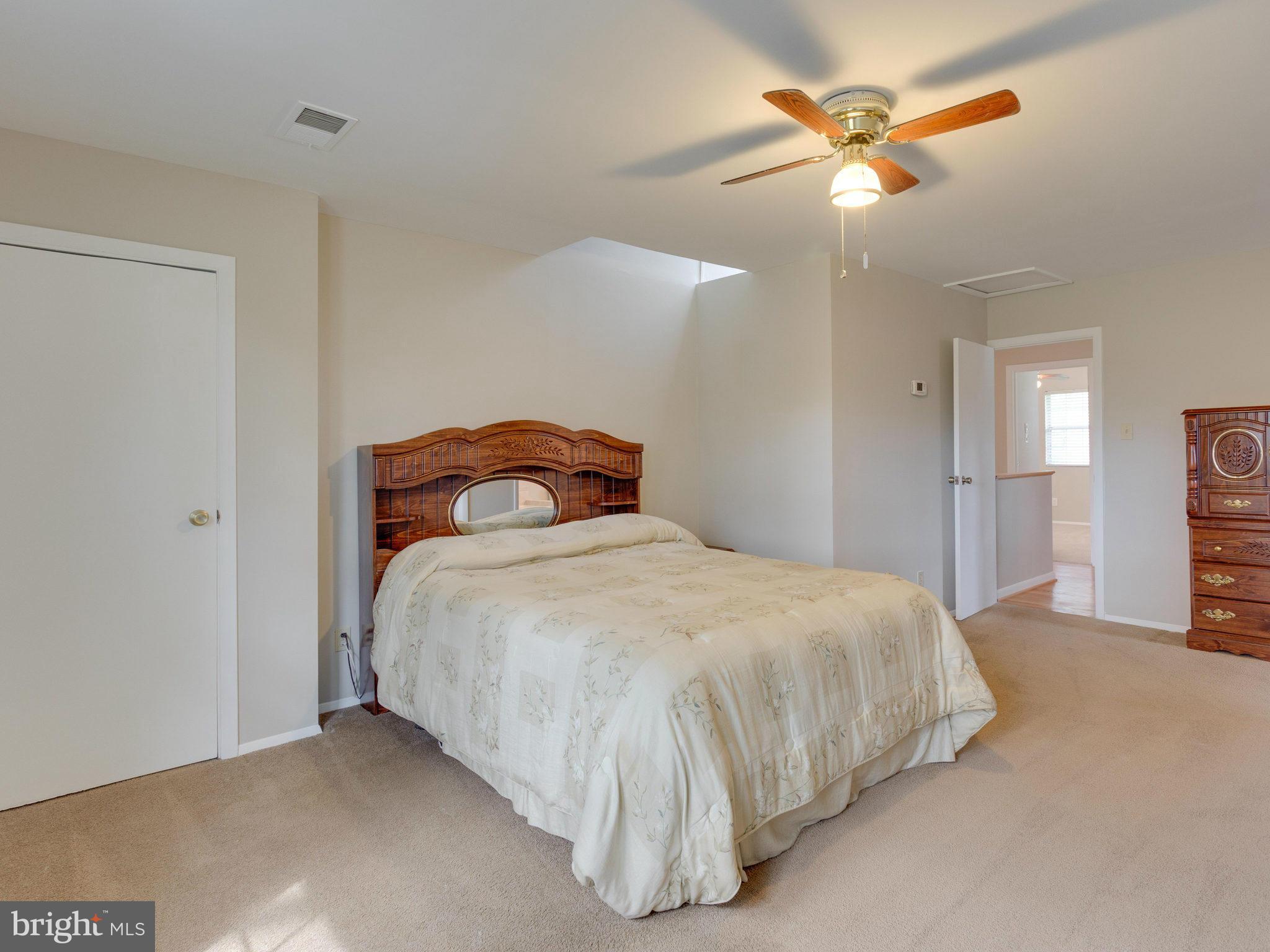 5506 Hinton Street Springfield, VA 22151 - Photo 26 of 30 Upstairs Bedroom (Master)