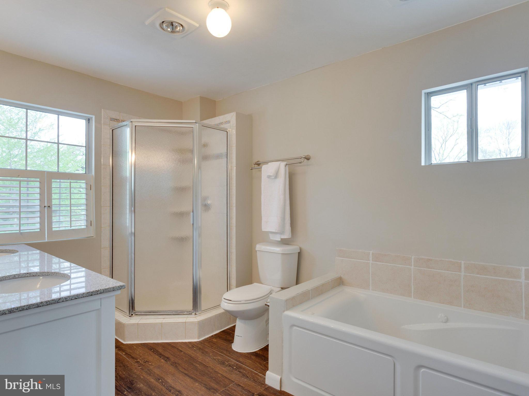 5506 Hinton Street Springfield, VA 22151 - Photo 28 of 30 Upstairs Bath (Master)