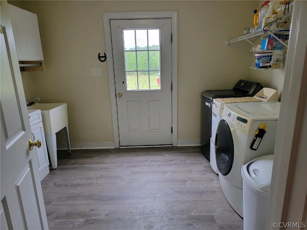 6851 Cox Road Wilsons, VA 23894 - Photo 36 of 50 a utility room with dryer and washer