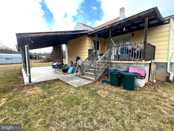 $180,000 | 13008 2nd Avenue, Cresaptown, MD 21502