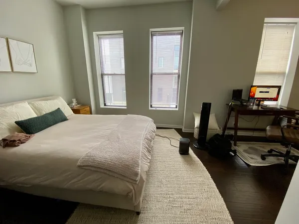 $3,195 | 1657 North Halsted Street, Unit 1R, Chicago, IL 60614