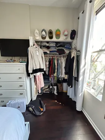 $3,195 | 1657 North Halsted Street, Unit 1R, Chicago, IL 60614