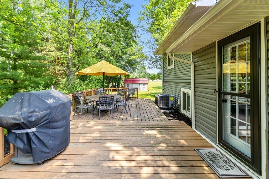 7030 Brown Road Ostrander, OH 43061 - Photo 24 of 31 Deck