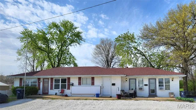 $325,000 | 731 Old Moscow Mills Road, Troy, MO 63379
