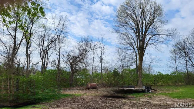 $325,000 | 731 Old Moscow Mills Road, Troy, MO 63379