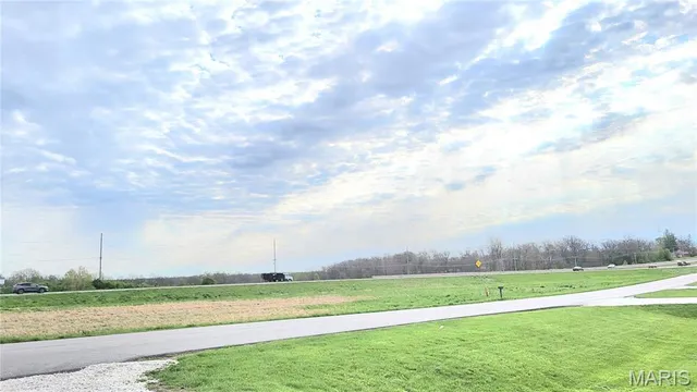 $325,000 | 731 Old Moscow Mills Road, Troy, MO 63379