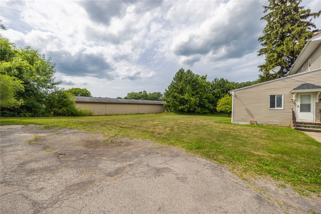 757 Holt Road Webster, NY 14580 - Photo 33 of 40