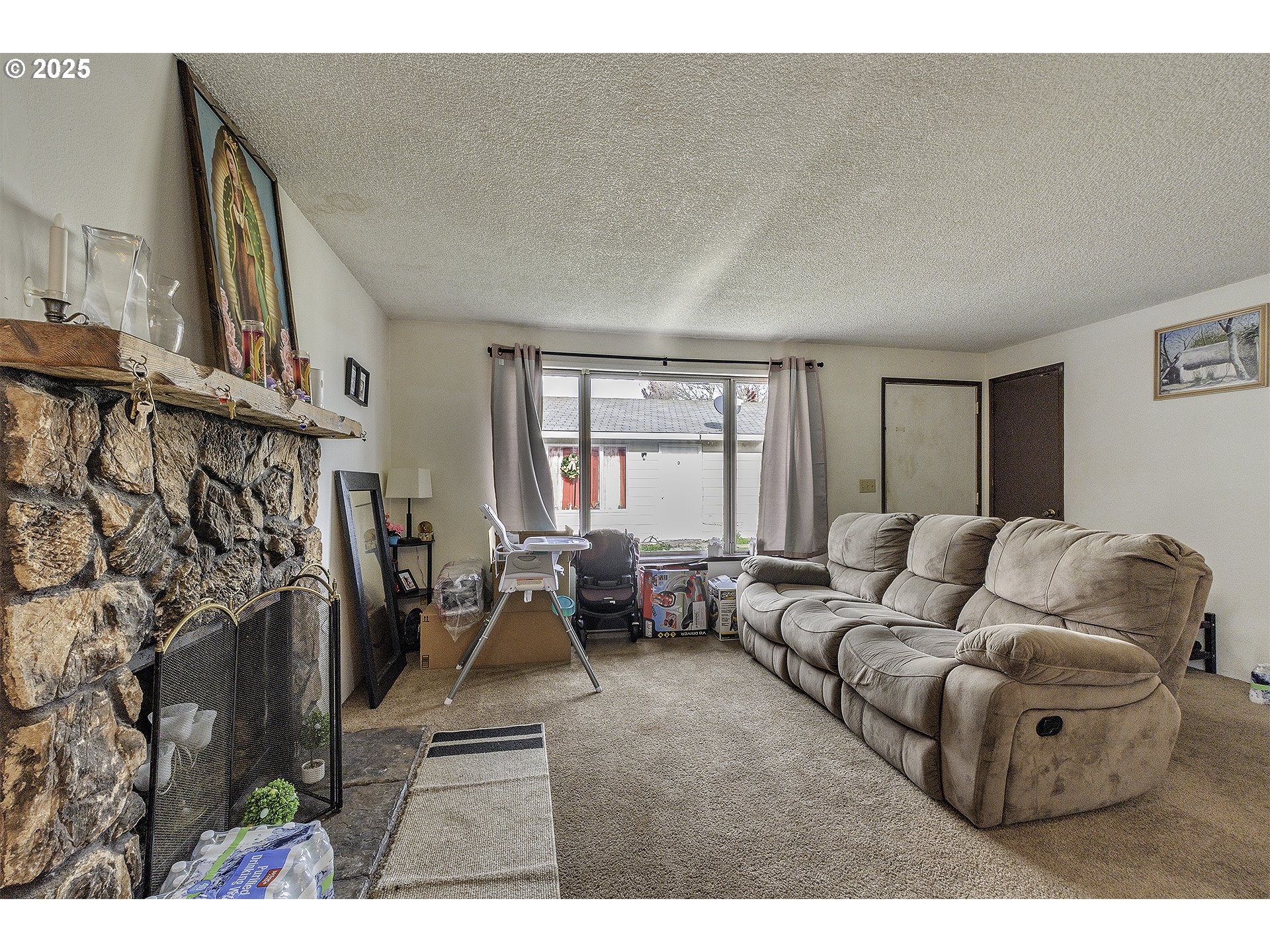 2724 North Davis Court Cornelius, OR 97113 - Photo 8 of 26 a living room with furniture and large windows