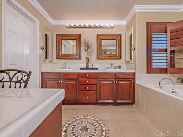 3507 Rock Ridge Road Carlsbad, CA 92010 - Photo 13 of 17